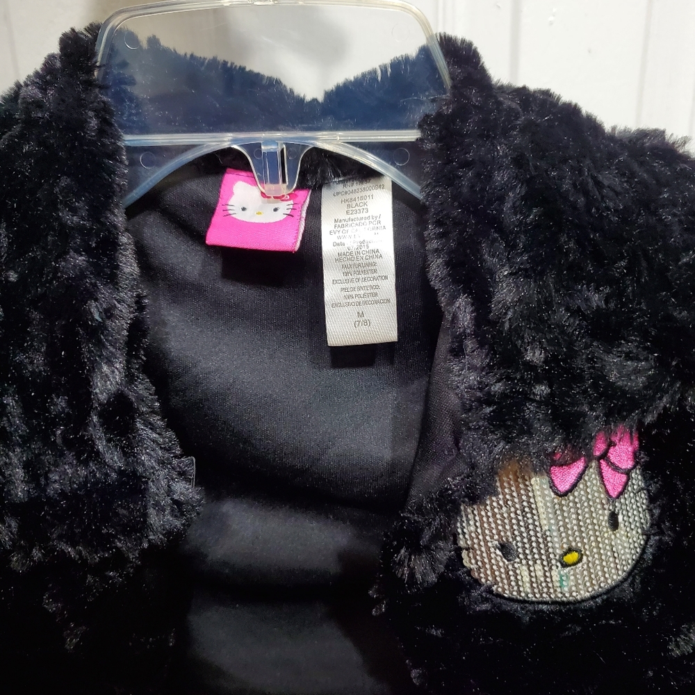Coats - Picture 4 of 6